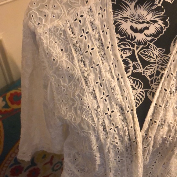 Johnny Was Tops - FIRM‼️❤️✂️Johnny Was  shirt open top kimono‼️❤️✂️